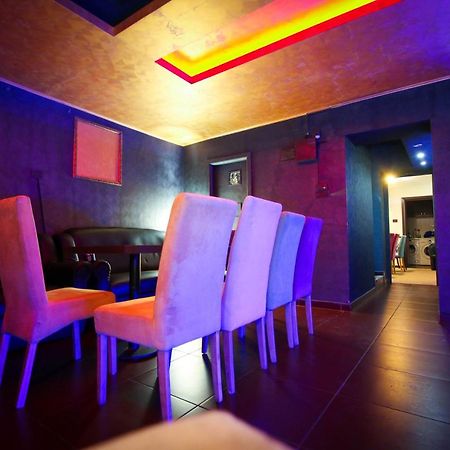 Karma Luxury Room Bukarest Eksteriør billede