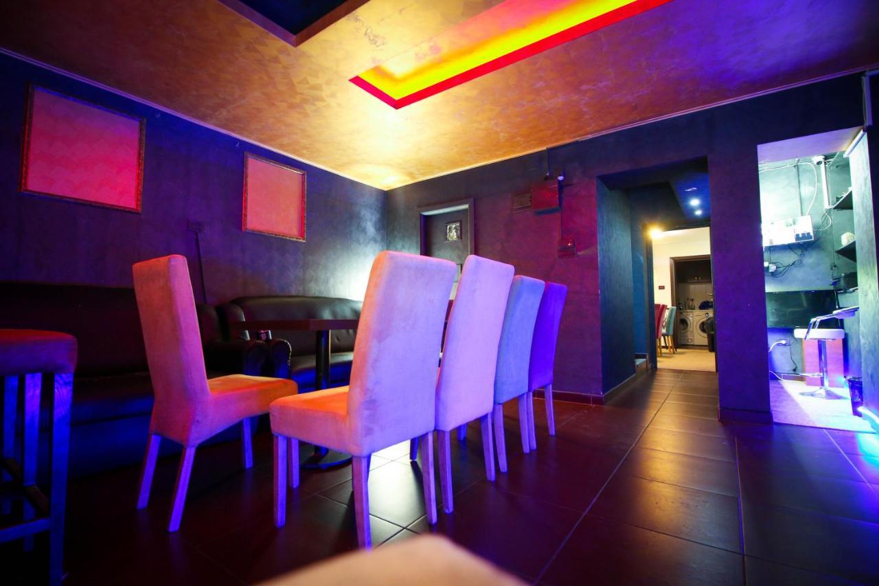 Karma Luxury Room Bukarest Eksteriør billede