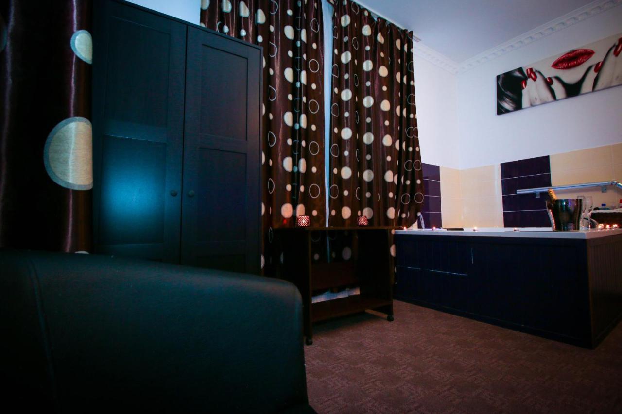 Karma Luxury Room Bukarest Eksteriør billede